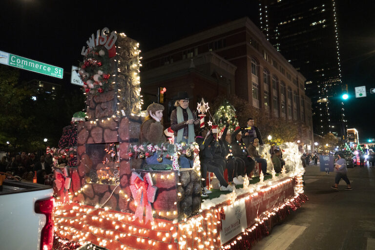 2021 Gallery Fort Worth Parade of Lights